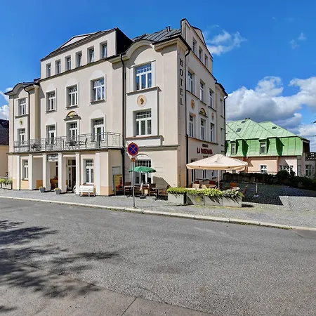 La Passionaria Hotel